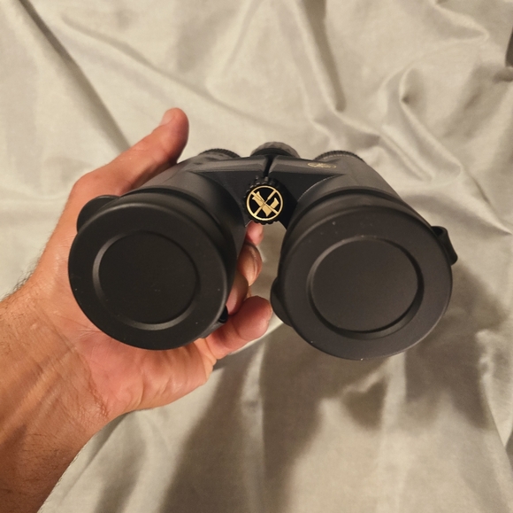 Leupold hd Rainer binoculars 10x42 - Picture 2 of 4